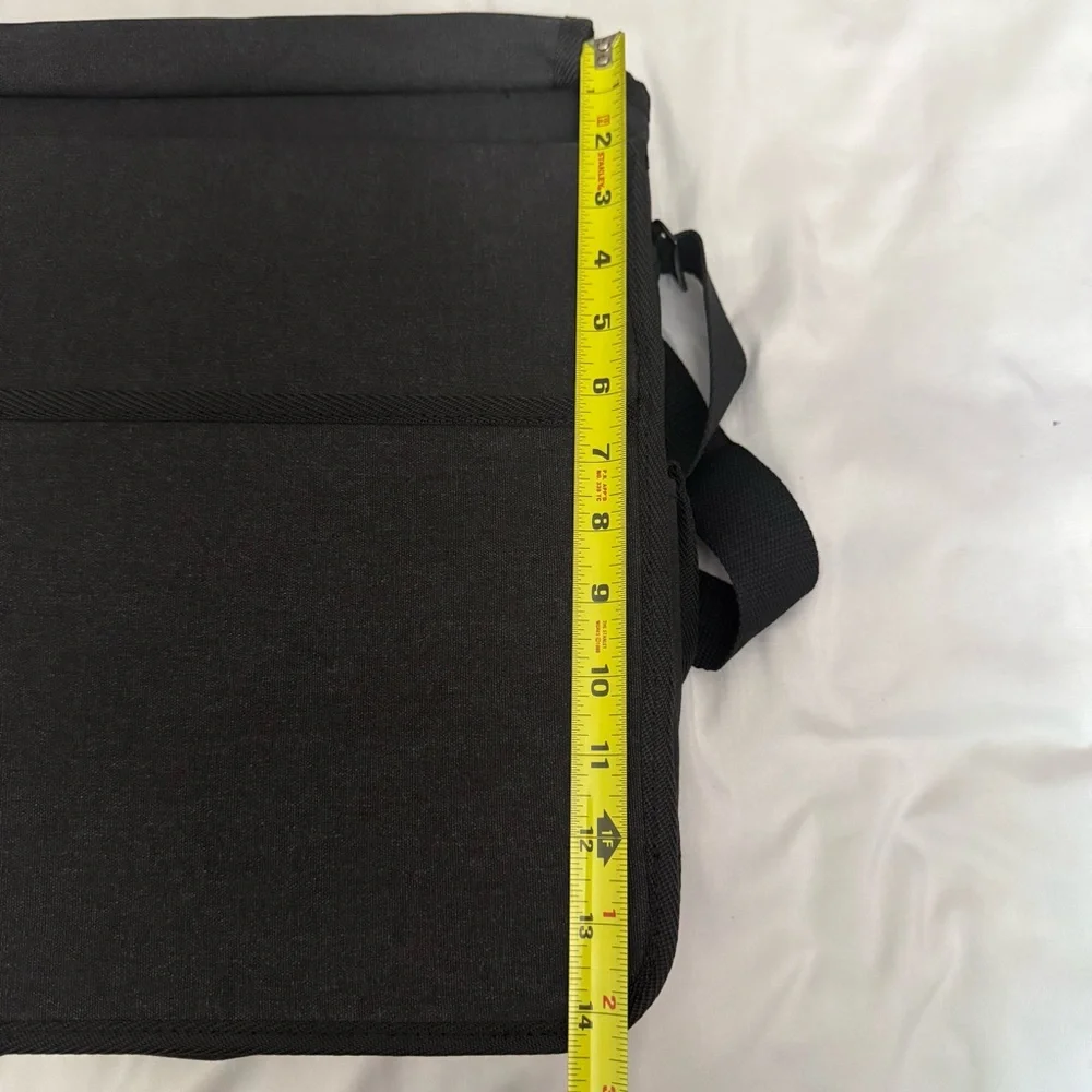 Bella Russo 14” canvas messenger bag